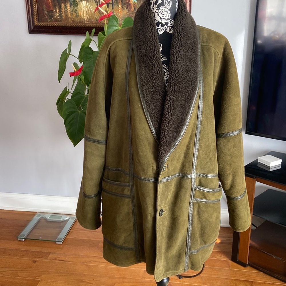 jacket - Picture 2 of 10